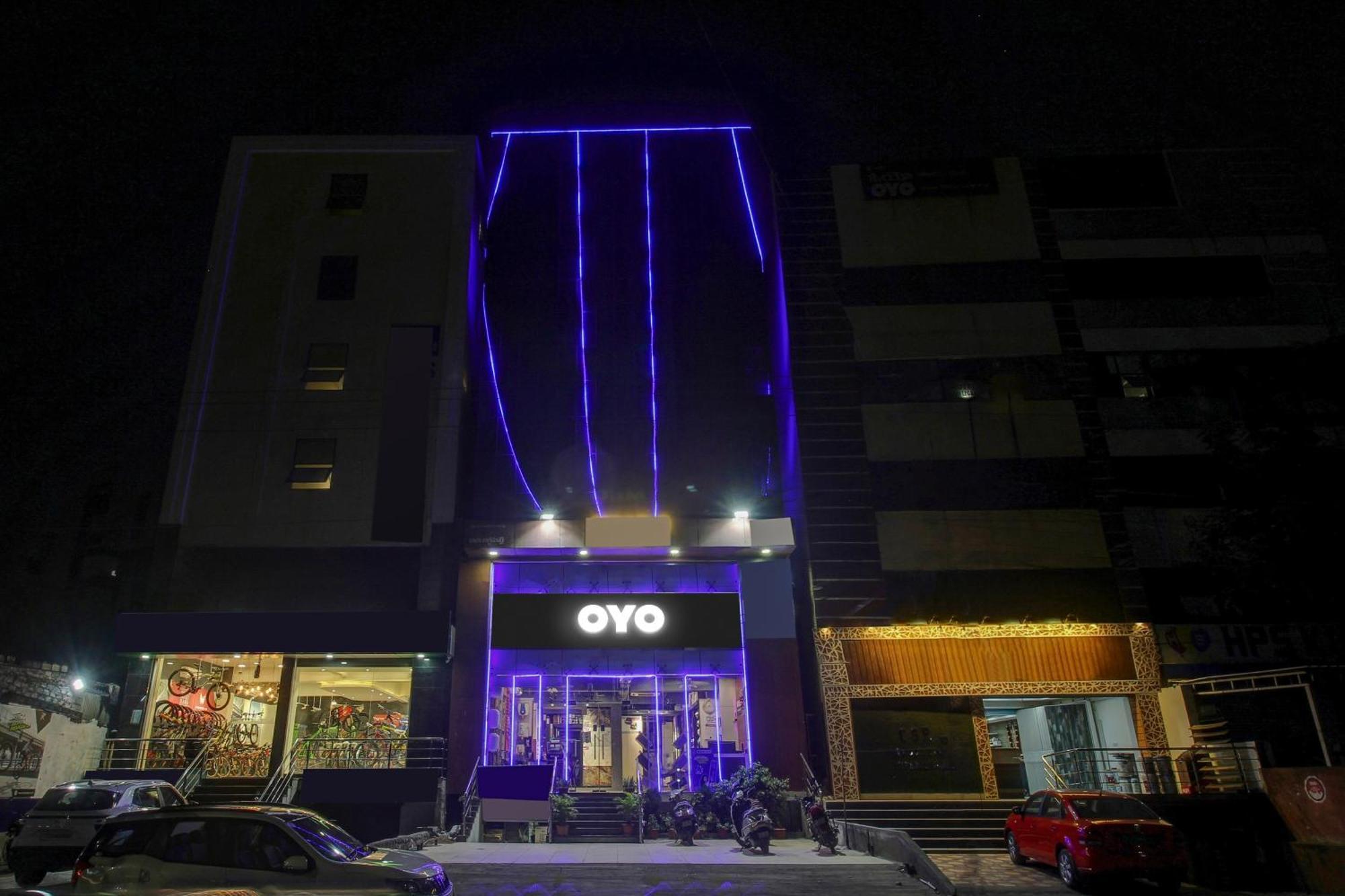 Collection O Galaxy Suites Hyderabad Exterior photo
