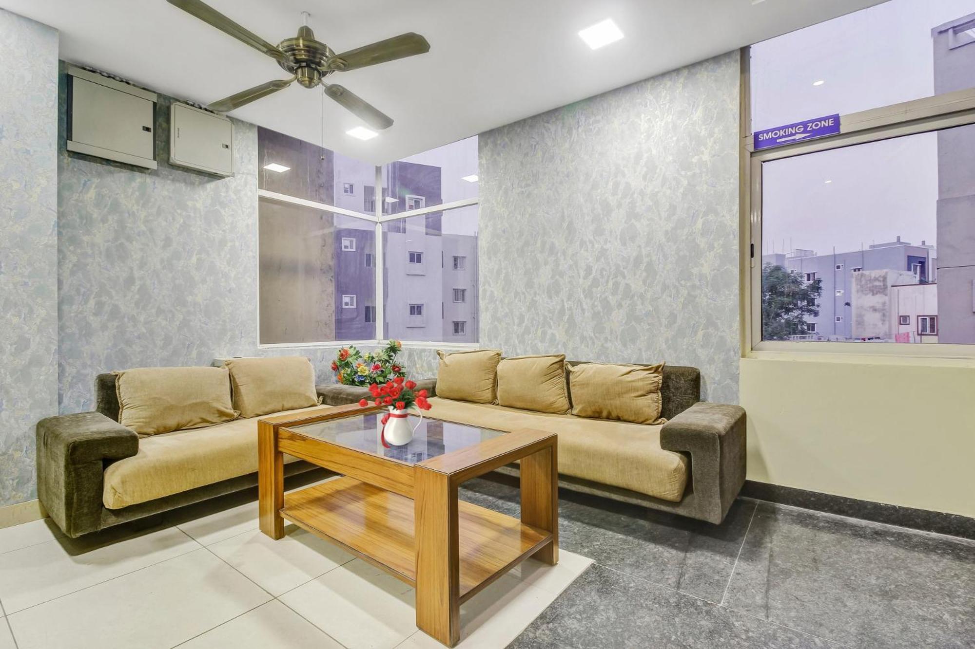 Collection O Galaxy Suites Hyderabad Exterior photo
