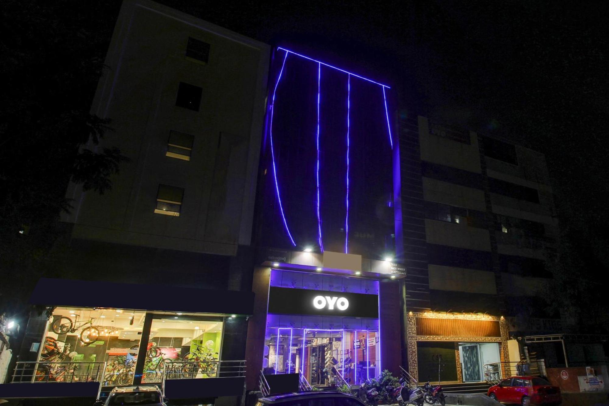 Collection O Galaxy Suites Hyderabad Exterior photo